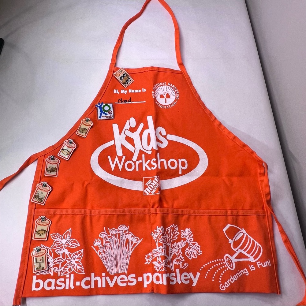 Home Depot Kid’s Workshop Apron - 8 Lapel pins -